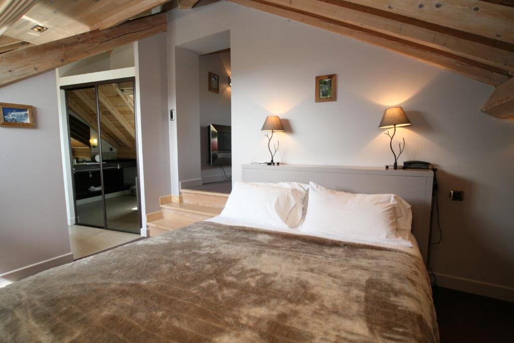 Hotel Corrieu La Llagonne Стая снимка