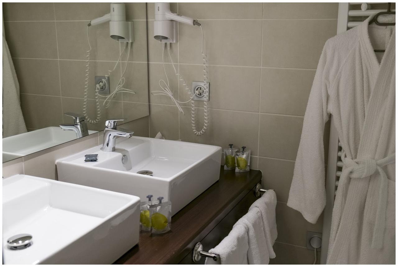 Hotel Corrieu La Llagonne Екстериор снимка