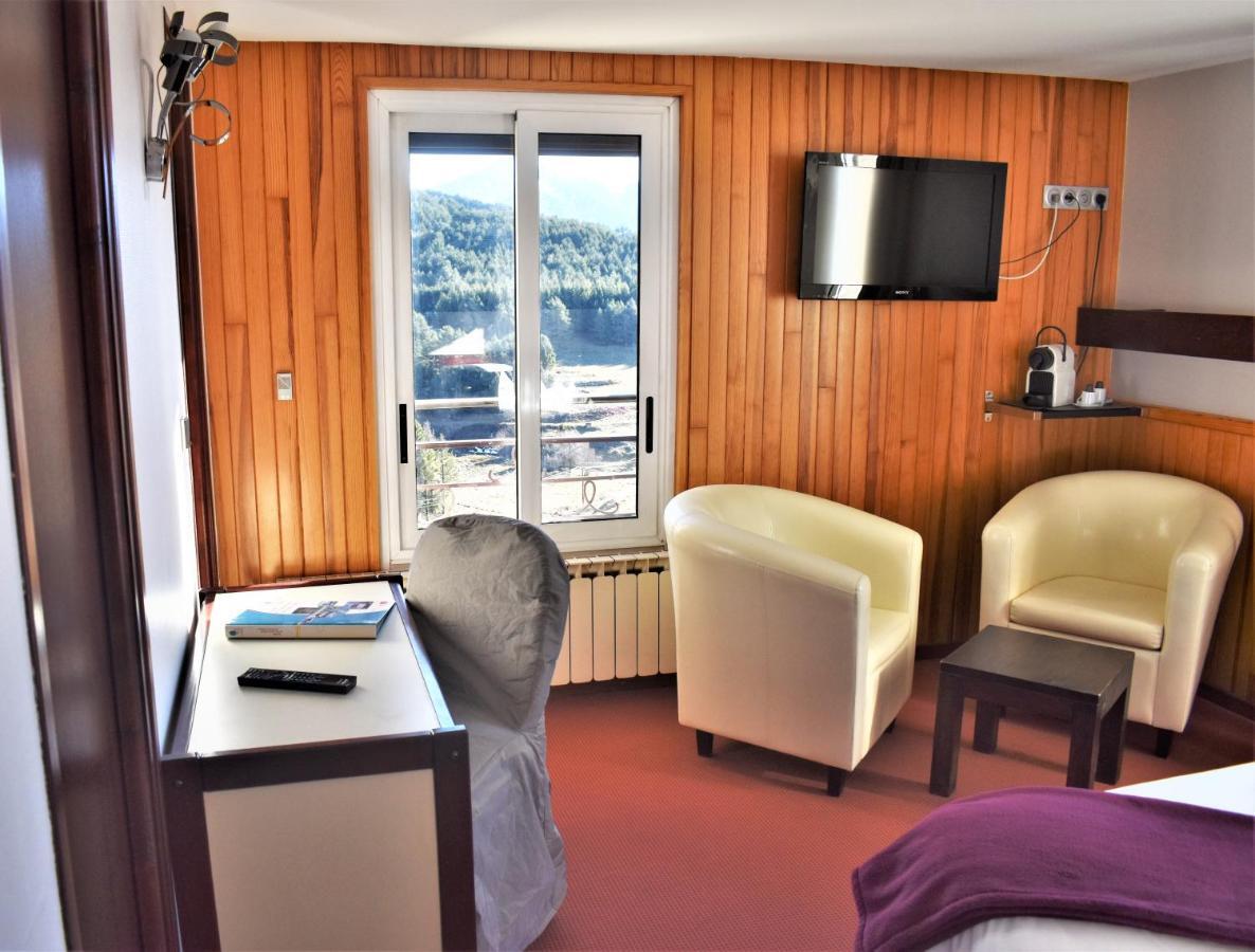 Hotel Corrieu La Llagonne Екстериор снимка
